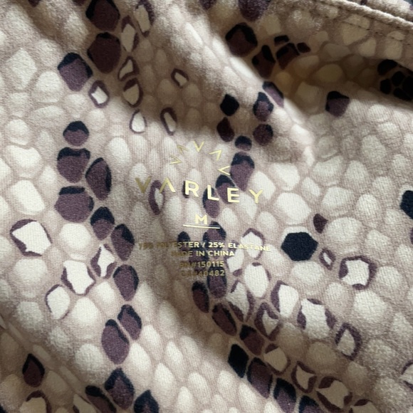 Varley century leggings and sports bra - Picture 5 of 6